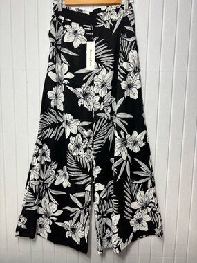 Runway Paris Black & White Floral Wide-Leg lightweight Pants size L  NEW